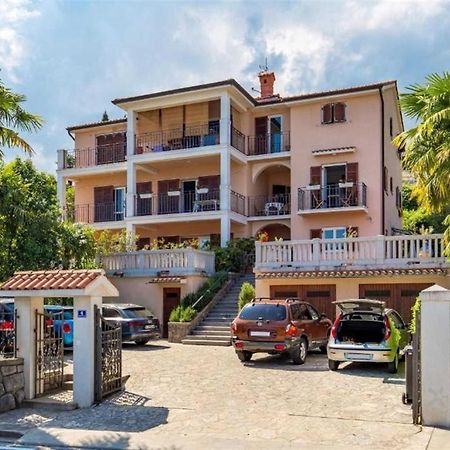 Rona Apartments Ani Ičići Εξωτερικό φωτογραφία