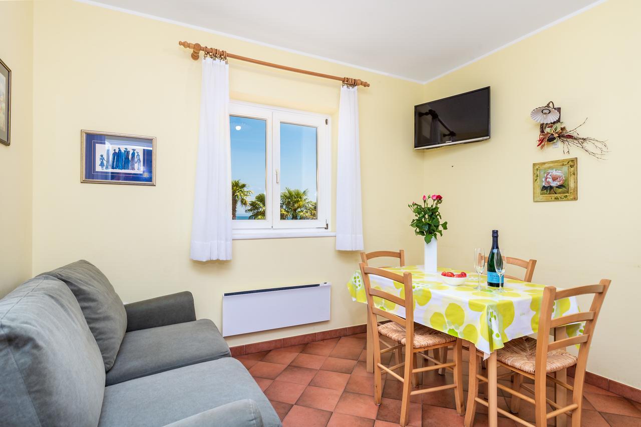 Rona Apartments Ani Ičići Εξωτερικό φωτογραφία