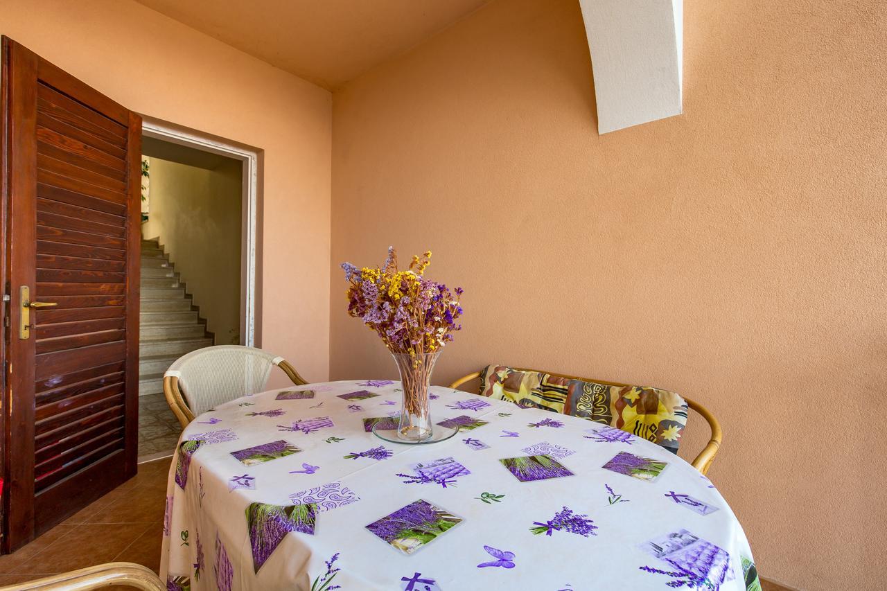 Rona Apartments Ani Ičići Εξωτερικό φωτογραφία